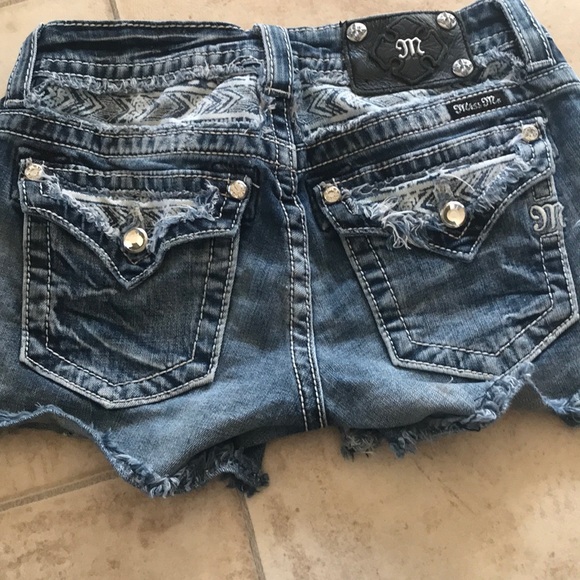 Miss Me jean shorts - Picture 3 of 4